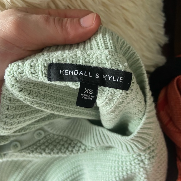 Kendall & Kylie Mint Green Sweater - Picture 2 of 3